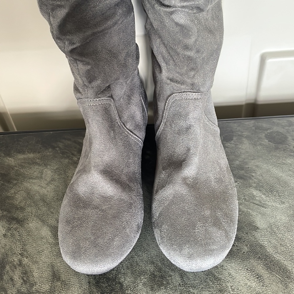 American Eagle Slouch Boots Gray Flat Pull On Siz… - image 3